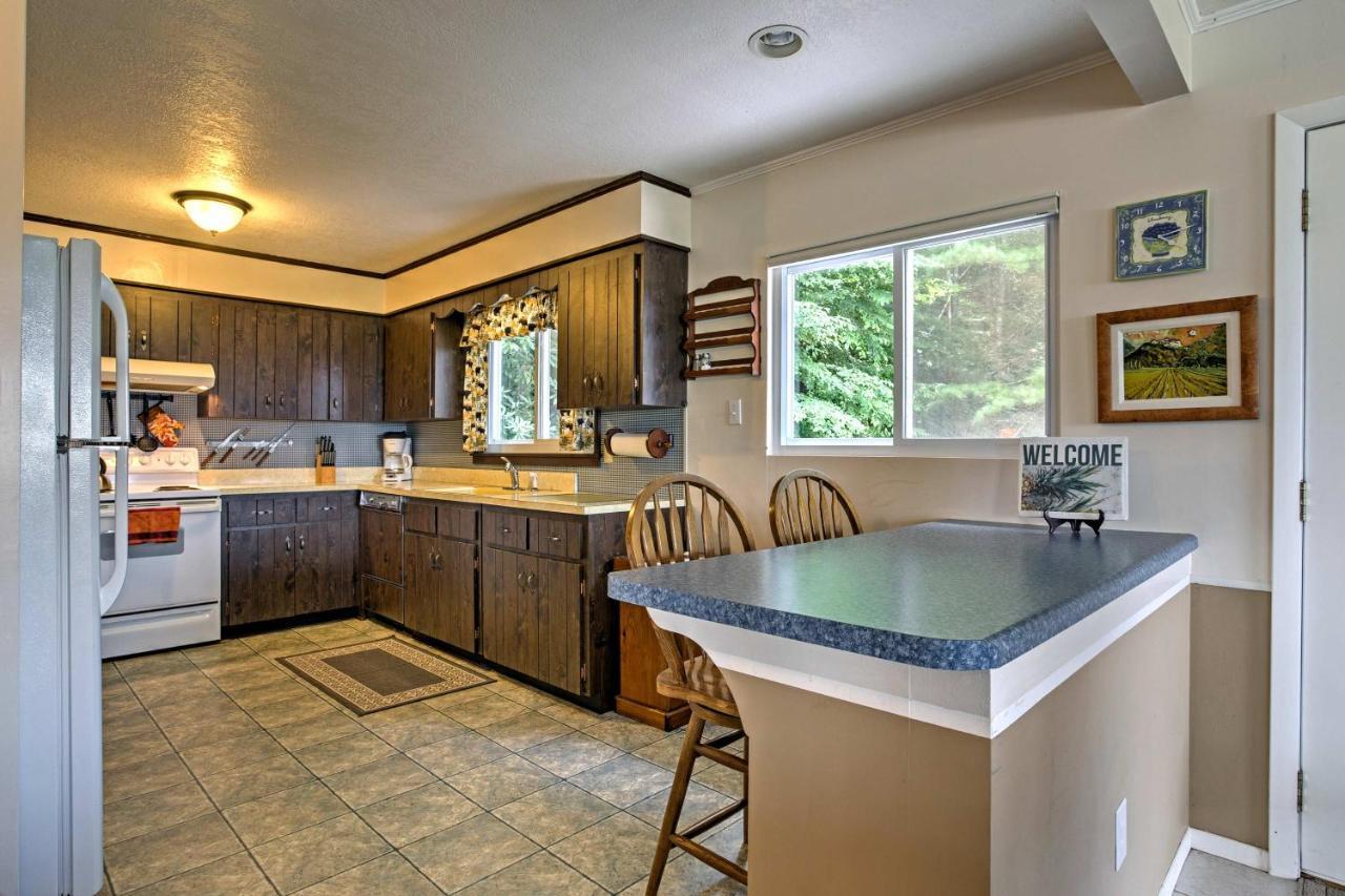 Secluded Mountain Home With Stunning Views And Deck! Bryson City Exterior foto